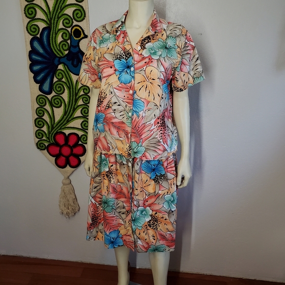 80s Tropical Print Button up top and Pleated skirt - Picture 8 of 8